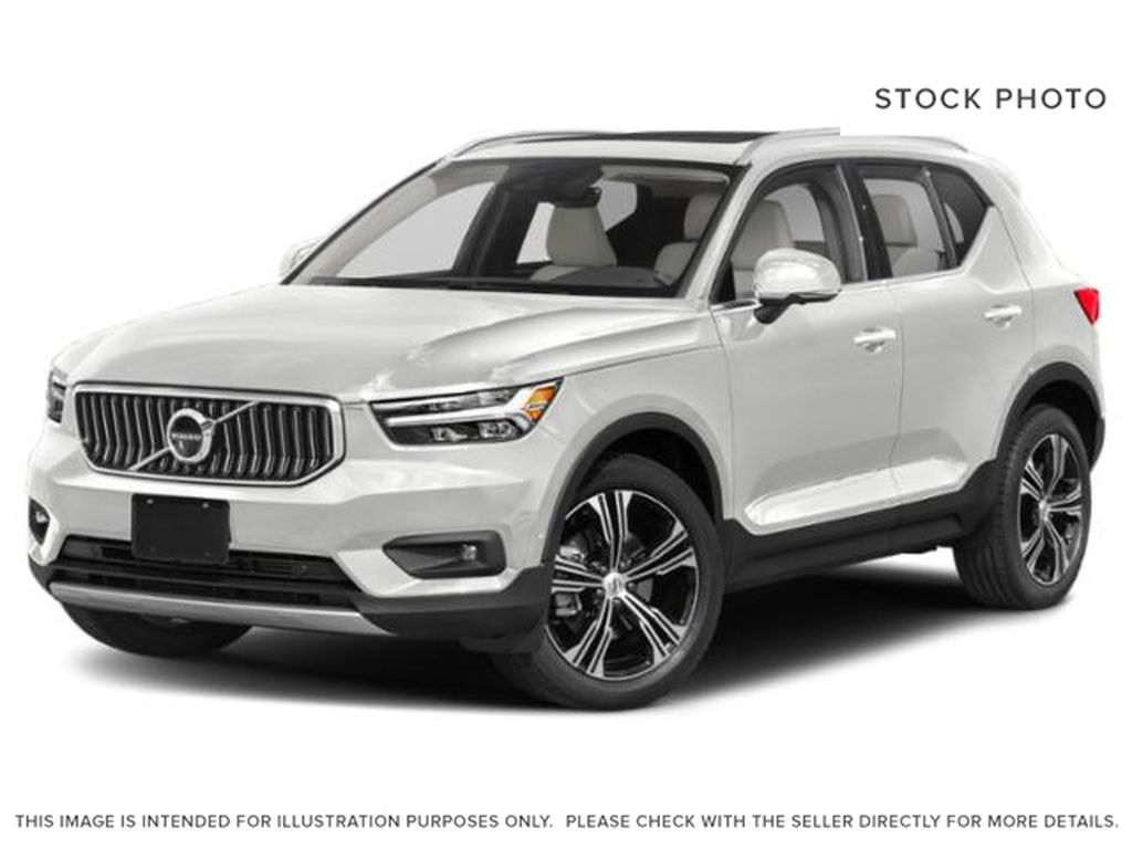 Volvo XC40 T5 Momentum AWD